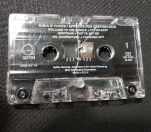 從“打口帶”看音像制品的隱秘流轉與文化重生